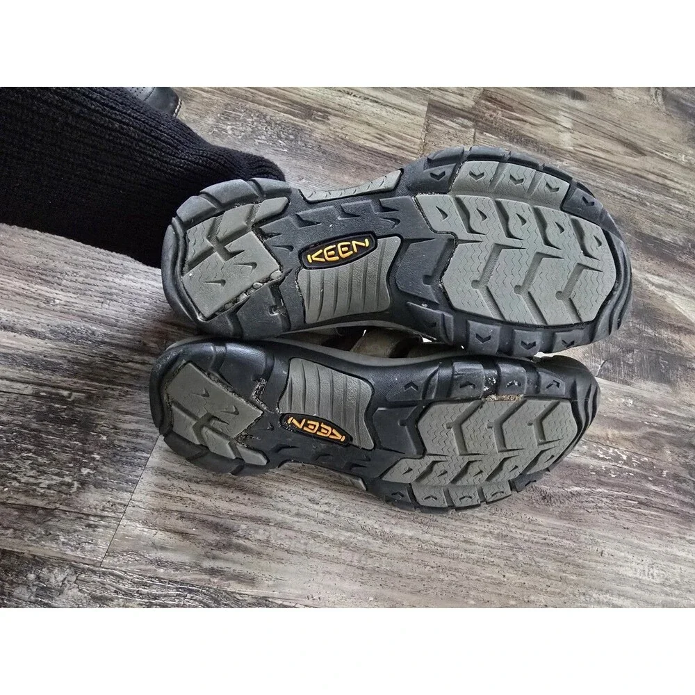 Keen Sandals Men 9.5M Newport Shoes Brown Leather Waterproof Hiking Water Sports